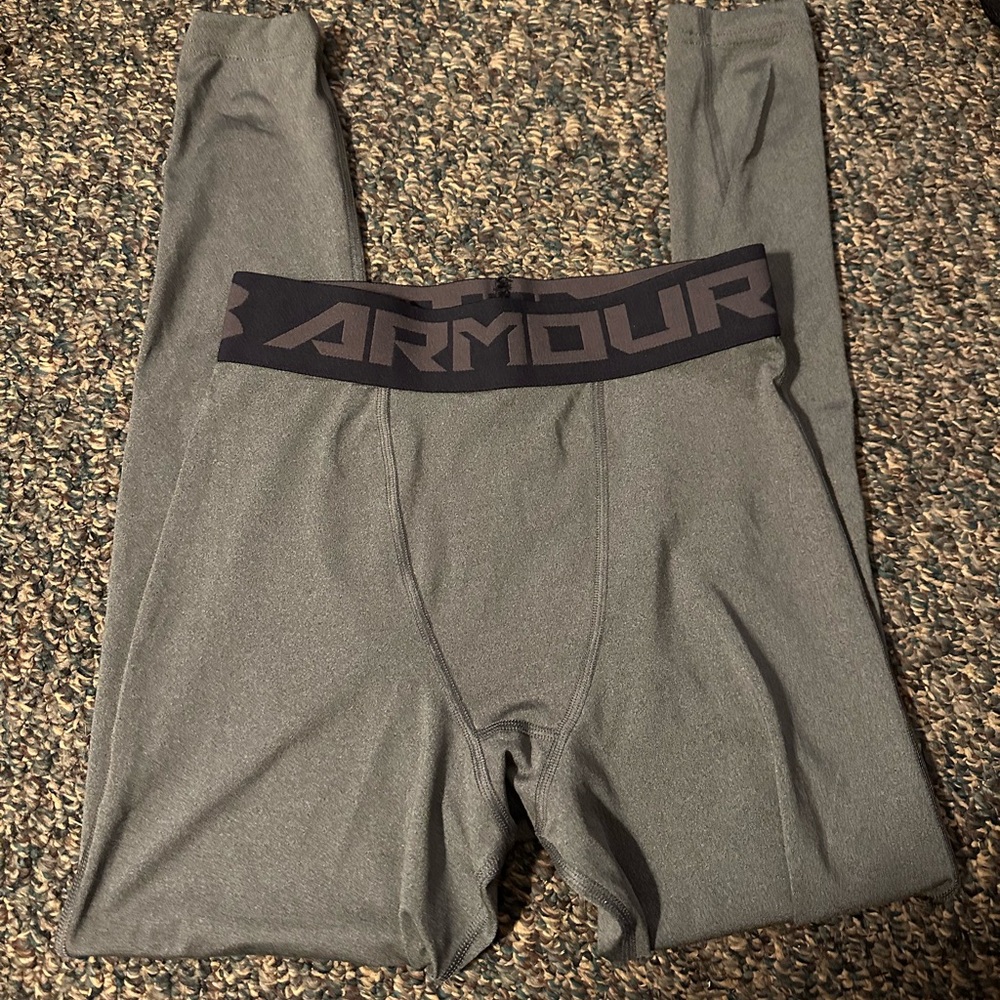 Under Armour Men's Gray Boxer Briefs